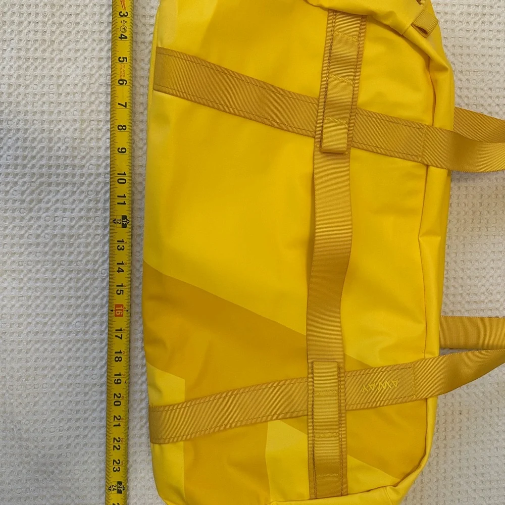 AWAY duffel bag NWOT Yellow - Picture 10 of 11